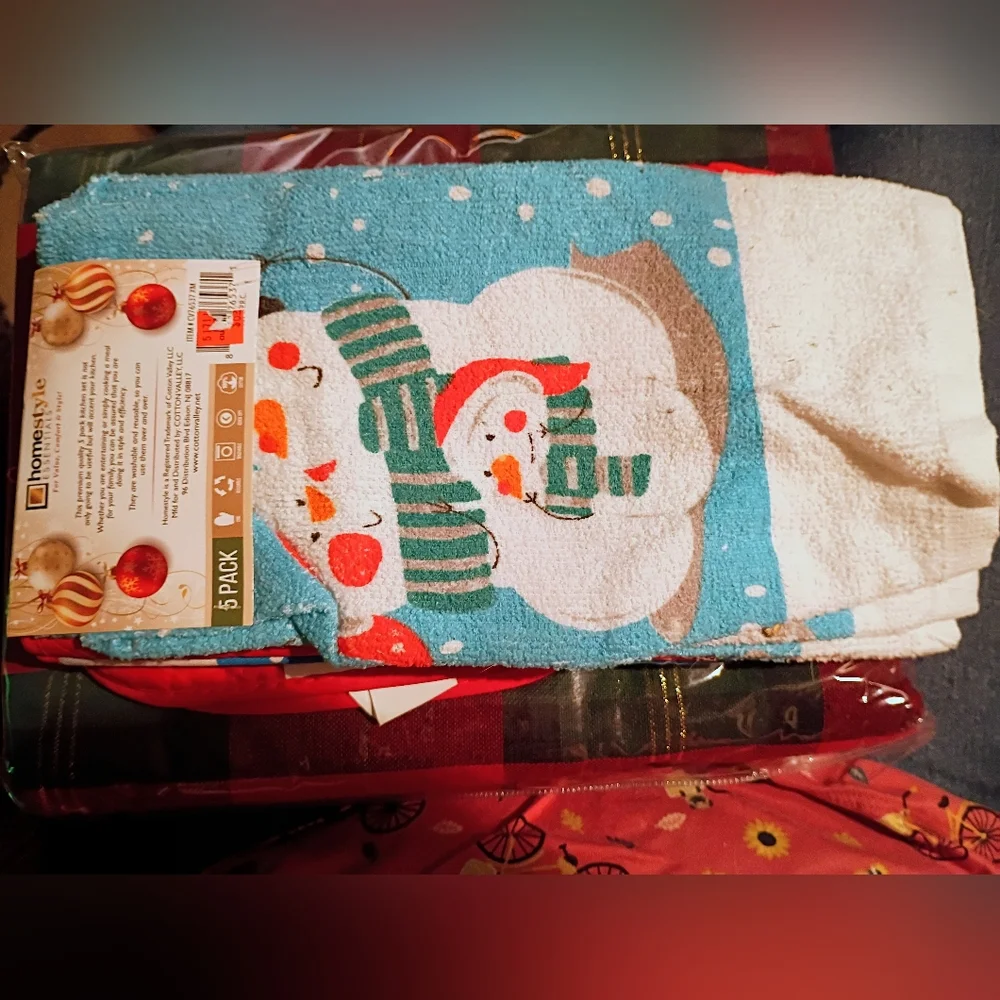 NWT Snowman Kitchen 5PC Set - Blue and Red